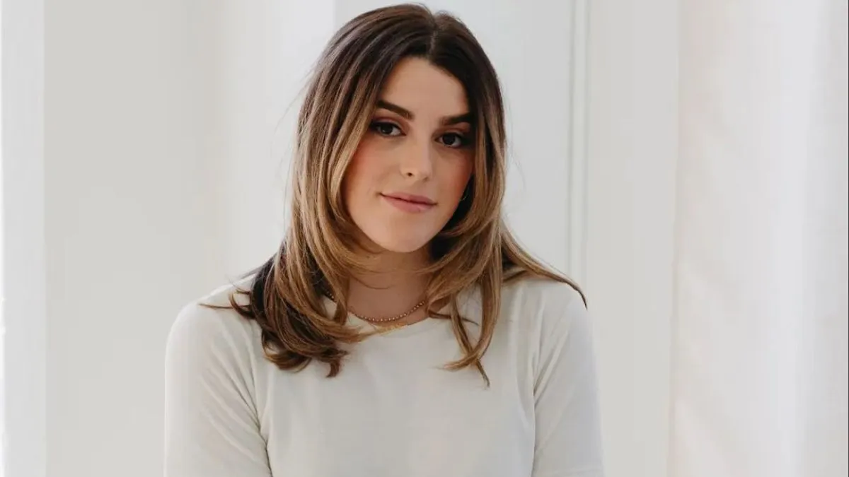 Tay Lautner registered nurse podcast mental health