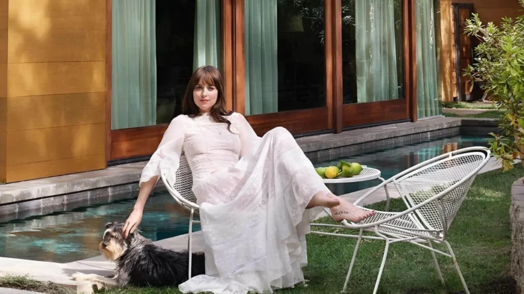 Dakota Johnson's Real Estate: Assets, Cars and Investments Explained