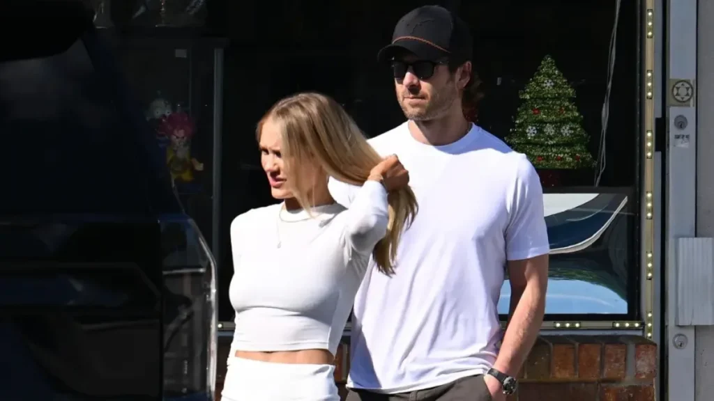 Glen Powell Dating History